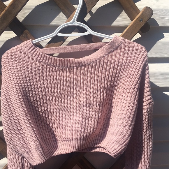 Cropped Pink Sweater - Picture 4 of 4